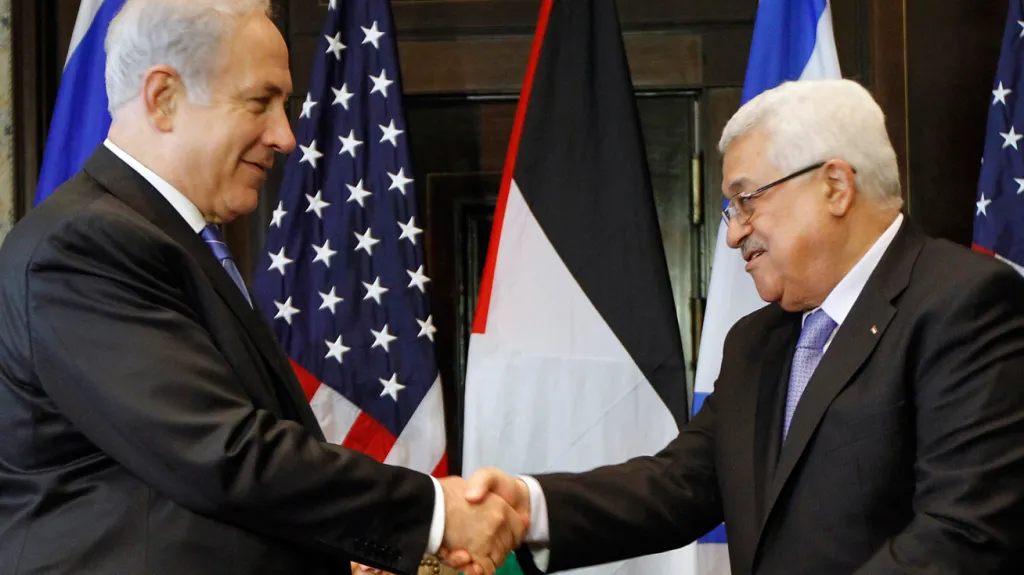 Benjamin Netanjahu a Mahmúd Abbás