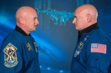 Astronautům se v kosmu zmenšuje srdce, ukázal výzkum na dvojčatech