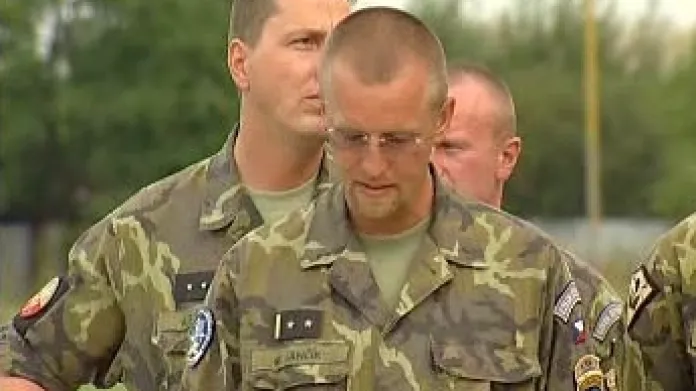 Čeští vojáci KFOR