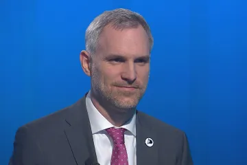 Méně peněz armádě uškodí, Zůna se pod to podepsal, říká Hřib