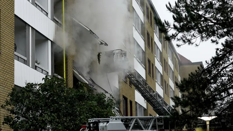 Požár domu po výbuchu v Göteborgu