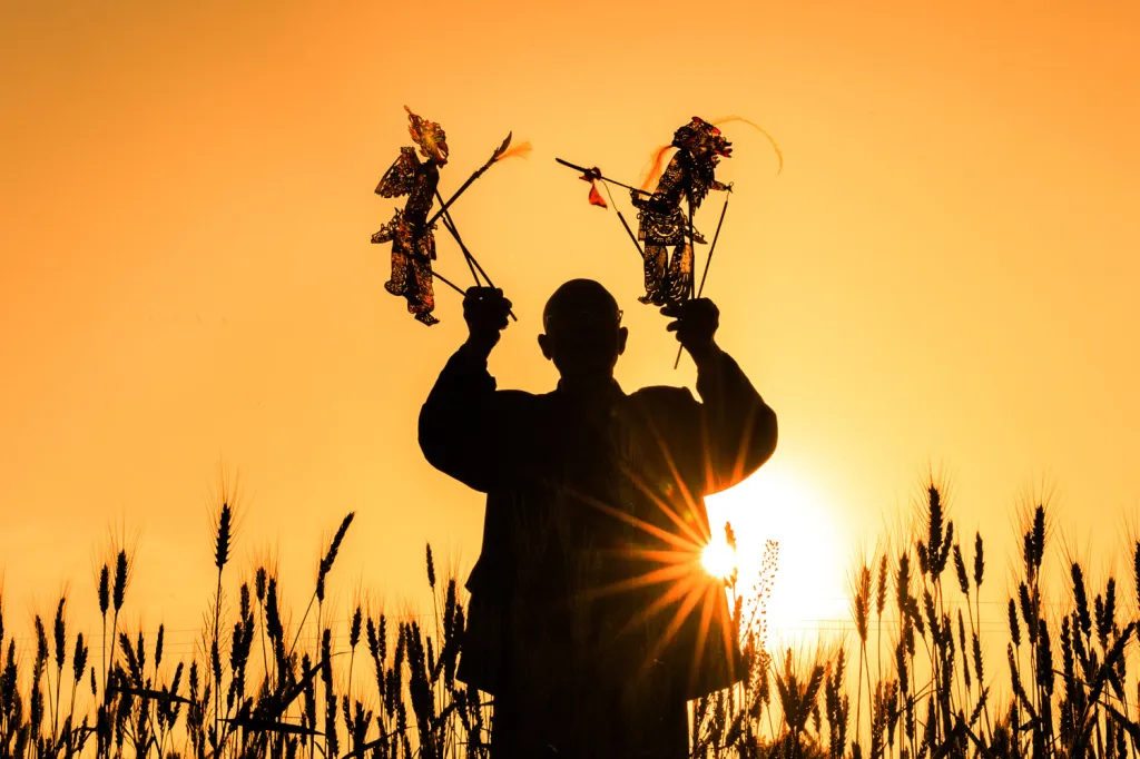 Zvláštní ocenění v kategorii Oslava humanismu. Stínová loutkohra jako nejstarší forma loutkového divadla v Číně.