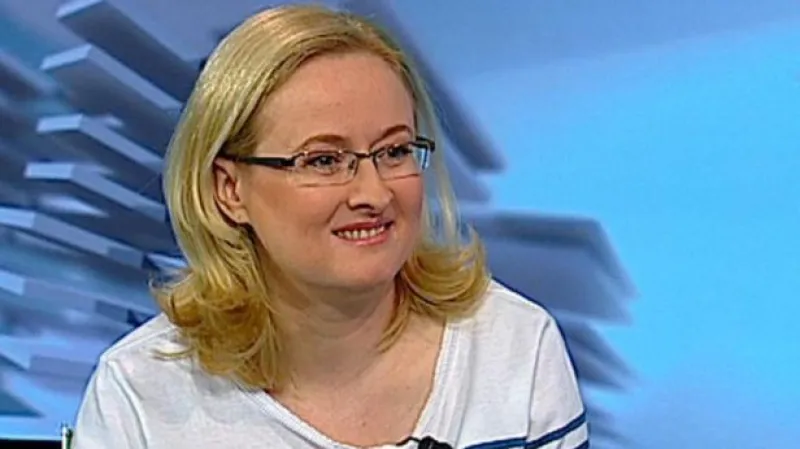 Profil s Monikou MacDonagh Pajerovou