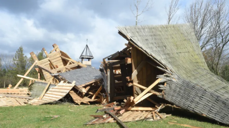 Dřevěný pravoslavný kostel v Mostě,  Autor: Zavoral Libor,  Zdroj: ČTK