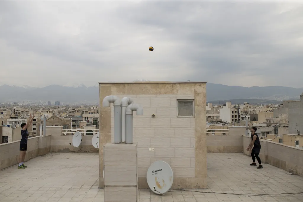 Třetí místo v sekci Sport: Seyed Ali (Farzam) Saleh se sérií snímků nazvanou Střecha