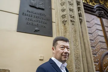 Nová vláda by o důvěru sněmovny mohla žádat 13. ledna, uvedl Okamura