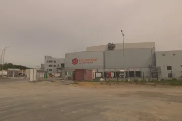 V kladenských pekárnách hořelo, škodu odhadují na sto milionů korun