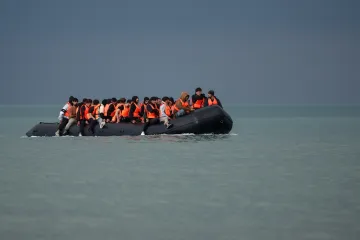 V kanálu La Manche umírá stále více migrantů, podle úřadů zbytečně