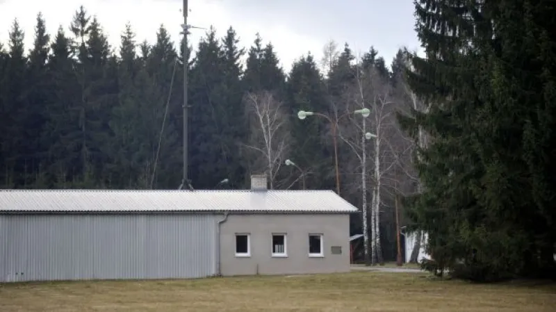 Desítky poslanců žádají mimořádnou schůzi k Vrběticím