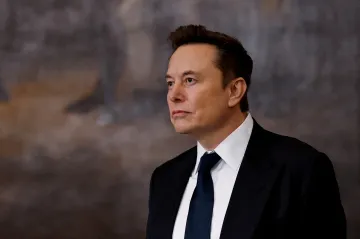 Bílý dům není v otázce cel jednotný. Trumpův poradce za nimi stojí, Musk je proti