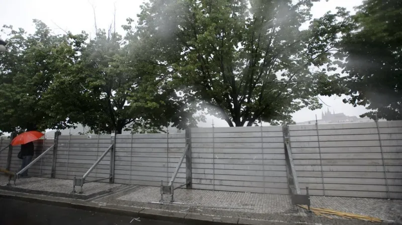 Protipovodňové zábrany v centru Prahy