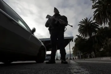 Francouzský protiteroristický zákon by měl ztížit udělování trvalého pobytu imigrantům, kteří jsou v zemi nelegálně