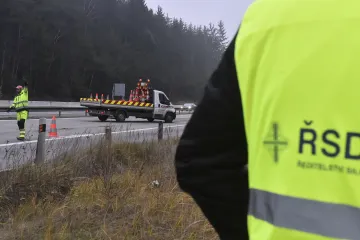 D1 u Brna čeká o víkendu uzavírka kvůli demolici nadjezdů. Na Vysočině budou nová omezení