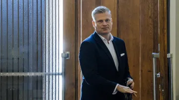 Poslanec Filip Turek (za Motoristy) na snímku z června 2026