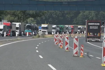 Silničáři uzavřeli dva tunely na D8, finišuje v nich modernizace