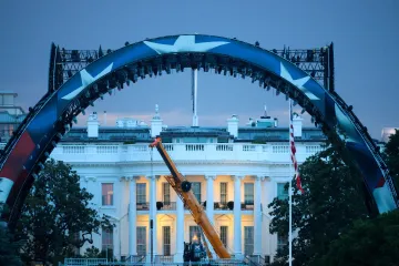 Trump před oslavami výročí americké nezávislosti mění tvář Washingtonu