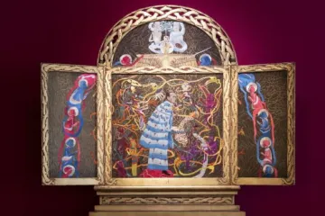 Když se hmota stává průhlednou na výstavě antroposofistů