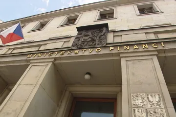 Schodek rozpočtu stoupl v únoru na 102,5 miliardy korun. Vyšší byl za stejné období jen loni