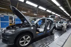 Prodej aut v Číně letos klesne o deset až dvacet procent, zlepšil předchozí výhled svaz výrobců
