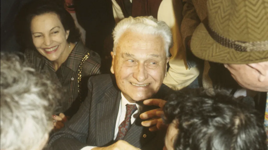 Tomáš Baťa po příletu do Československa