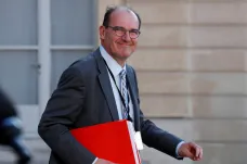 Francouzská vláda odstoupila kvůli výsledkům komunálních voleb. Novým premiérem je Castex 