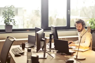 Výdělky v Česku závisí na pozici i regionu, tvrdí studie
