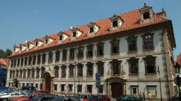 Valdštejnský palác