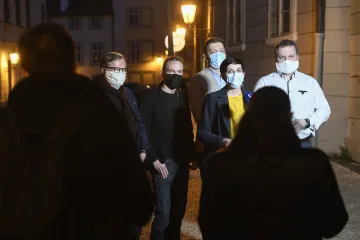 Opozice kompletuje připomínky k pandemickému zákonu, s vládou znovu zasedne ve středu