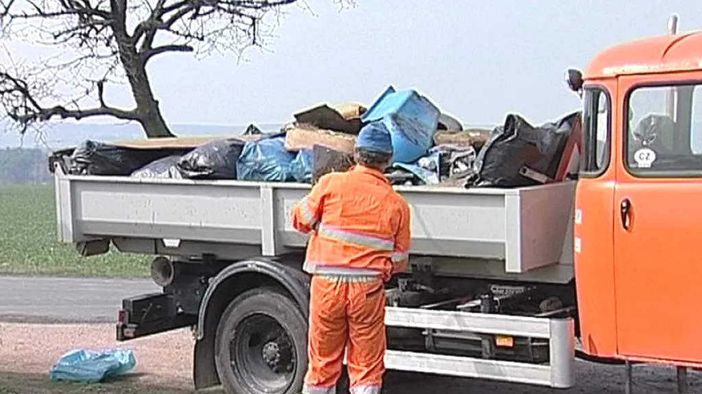 Úklid černé skládky