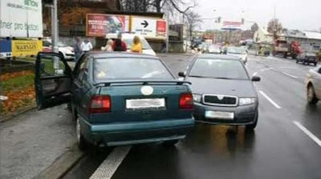 Auto bez řidiče - vlevo