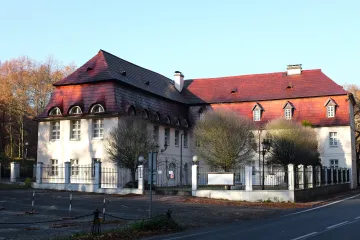 Svatby, kavárna i muzeum. Poštovní dvůr po letech opět ožije