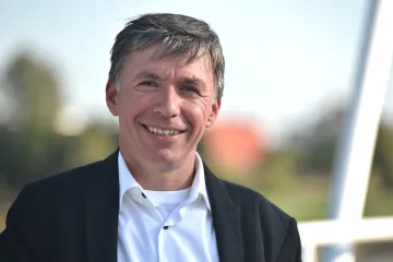 Jedna z mála lidoveckých radostí. Uherskobrodský starosta Kunčar obhájil post senátora