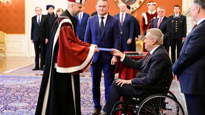 Prezident Miloš Zeman jmenuje rektora Slezské univerzity v Opavě Tomáše Gongola