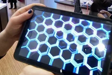 Motorola s tabletem Xoom útočí na Apple