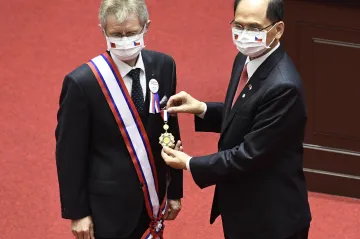 „Jsem Tchajwanec,“ řekl Vystrčil, kritice Číny navzdory. Německá a francouzská diplomacie se jej zastaly