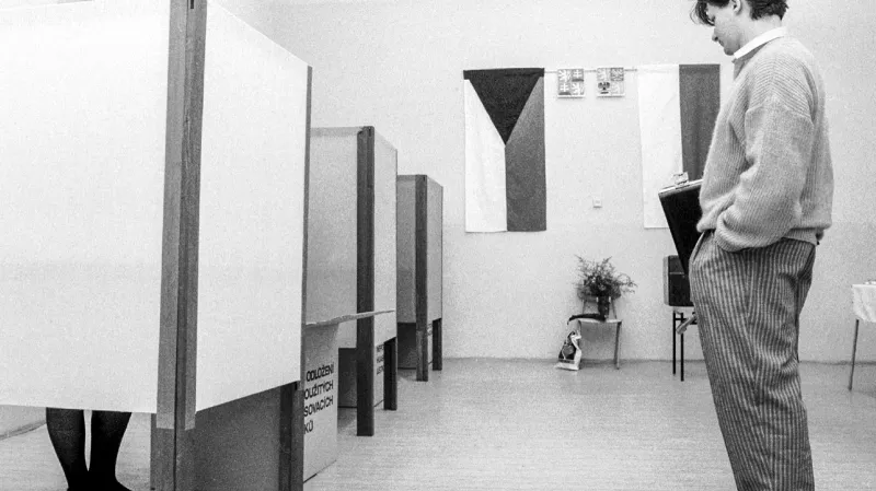 Svobodné volby v roce 1990