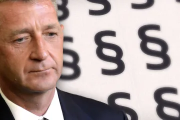 Spor dvou soudů rozžehnán. O případném prominutí Janouškova trestu rozhodne Praha