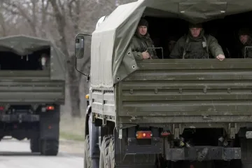 Na Krymu to vře, střelba zasáhla letoun ukrajinských pohraničníků