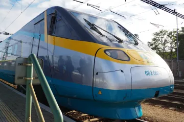 Pendolino přijelo pod stromeček. První cestující svezlo v roce 2004 před Štědrým dnem