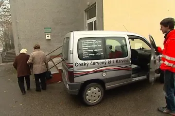 Severní Moravou brázdí senior taxi