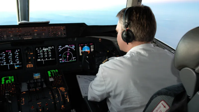 Druhý pilot v MD-11