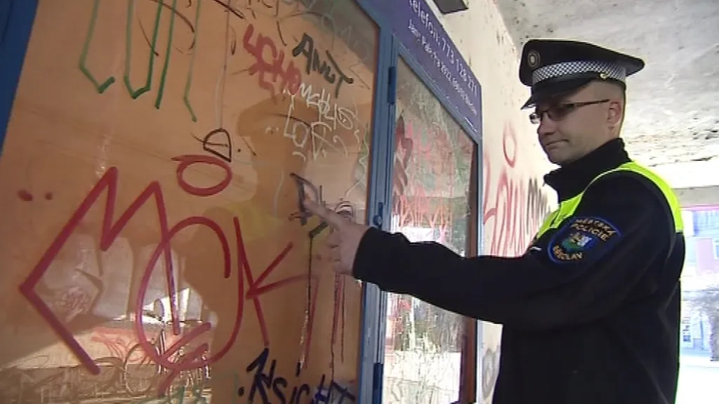 Strážníci přiznávají: dostat sprejera před soud je těžké