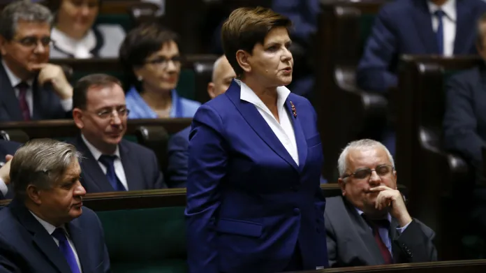 Novou polskou premiérkou se stane Beata Szydlová