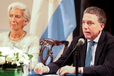 Argentina dostane od MMF větší půjčku. Nesmí ale sáhnout na kurz své měny