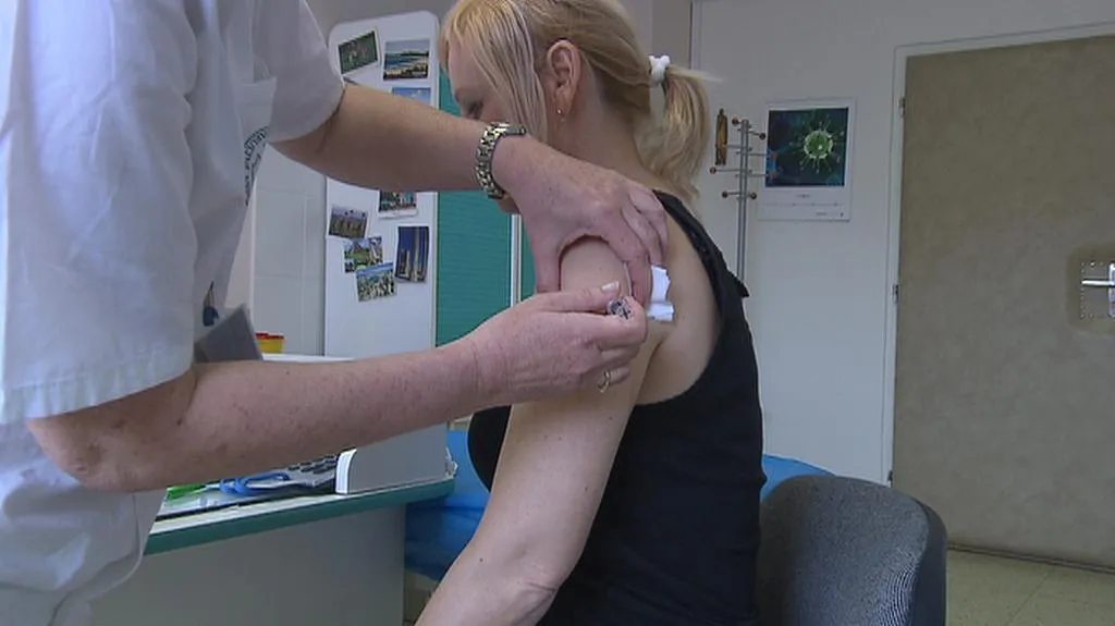 Aplikace očkovací vakcíny