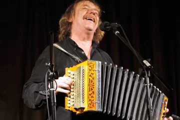 Putin udělí písničkáři Nohavicovi Puškinovu medaili