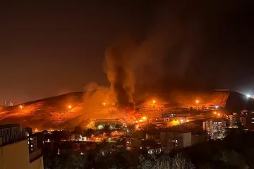 Požár v teheránské věznici, kde jsou i lidé zadržení z politických důvodů, si dle úřadů vyžádal čtyři mrtvé