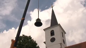 Zvony opustily zvonici