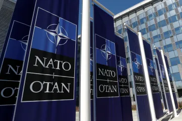 Macinka: Delegaci na summit NATO povede premiér, ÚS nezrušil usnesení vlády
