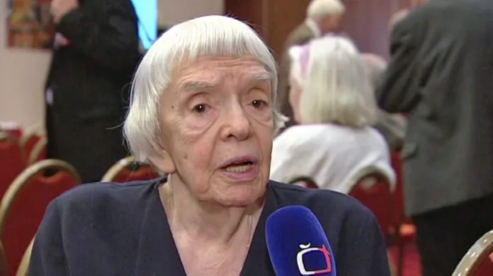 Ljudmila Alexejevová na moskevské konferenci k 90. výročí narození Andreje Sacharov